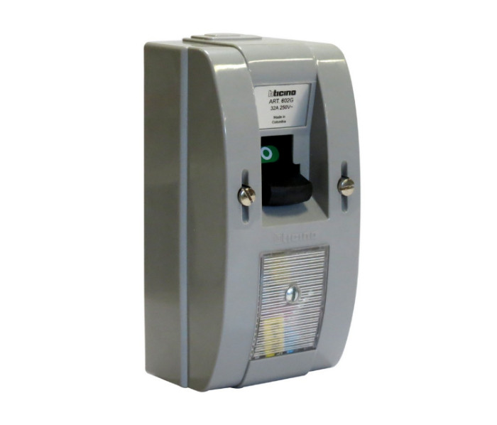 [602G] SWITCH DE SOBREPONER 2X32A 125/250 BTICINO